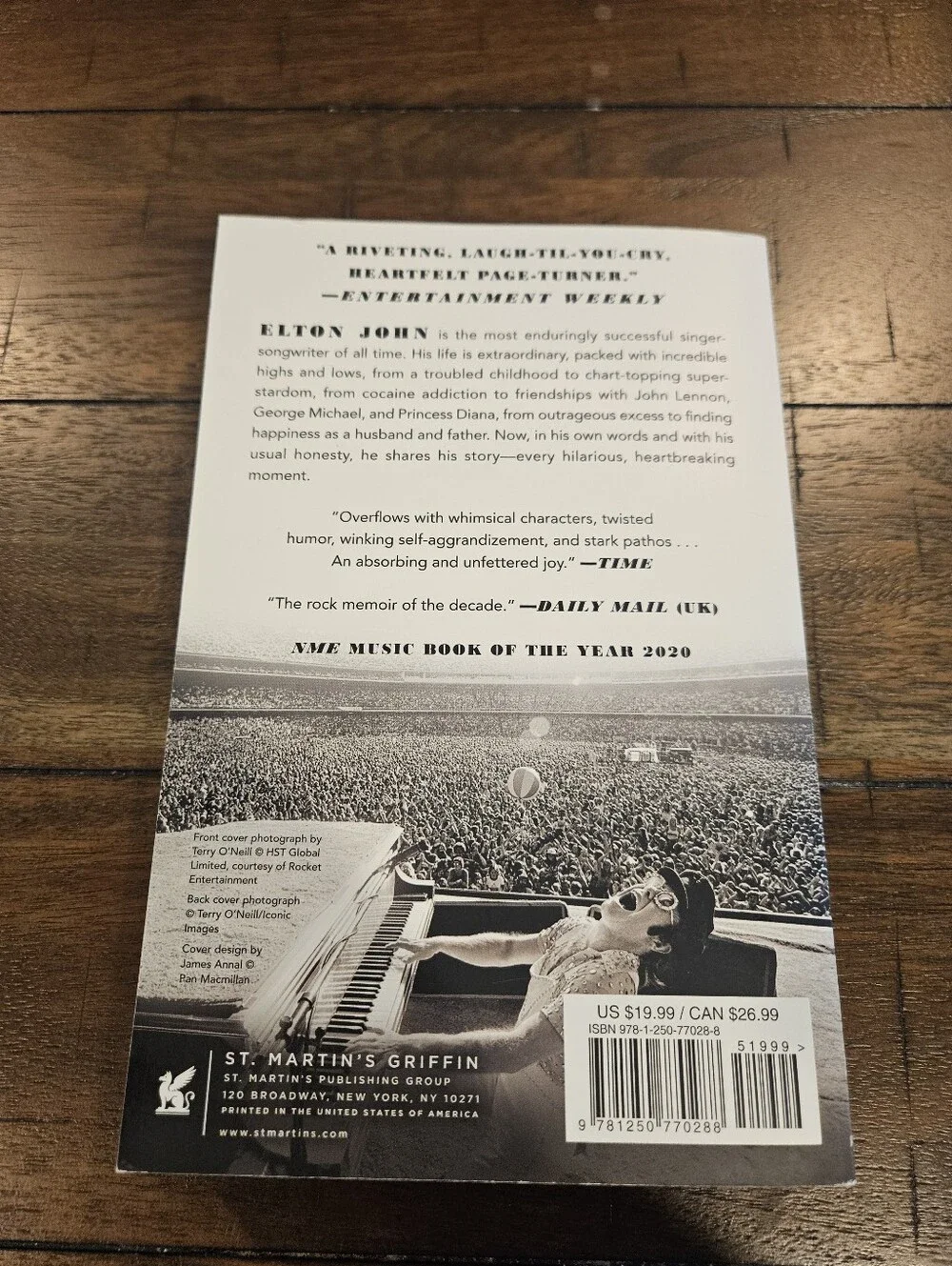 Me by Elton John - Paperback Book
